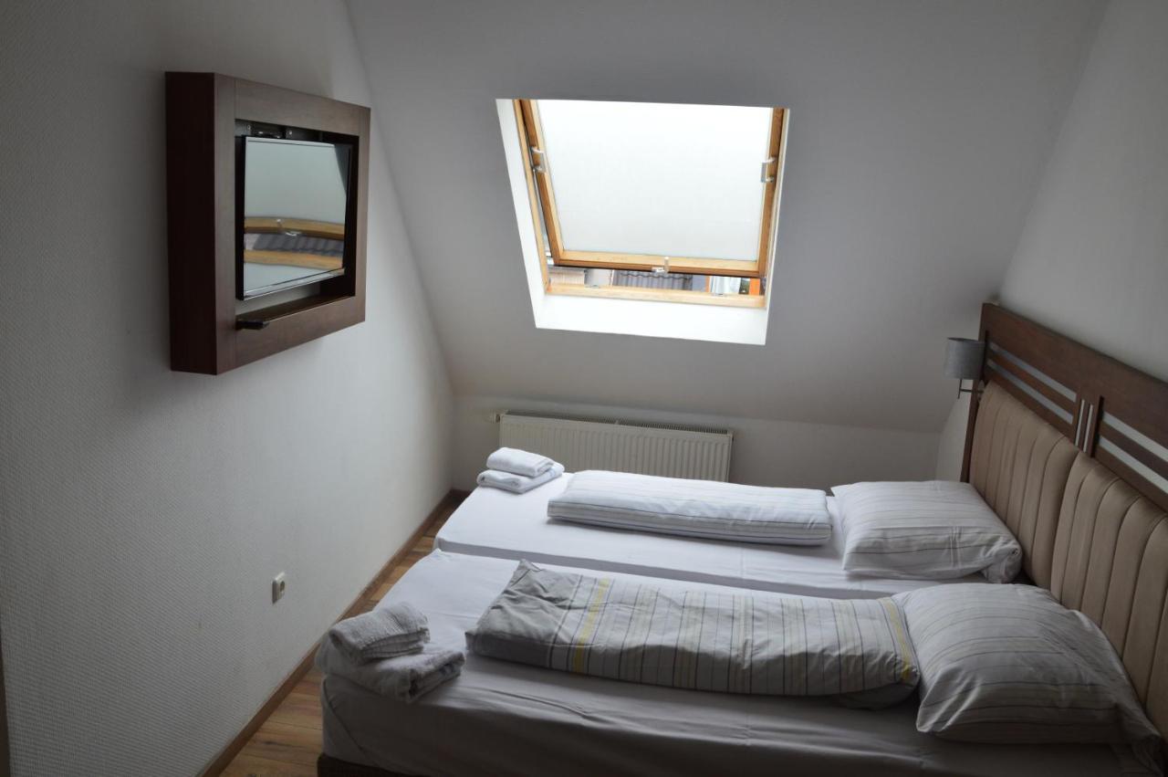 Hotel Colonia Ngoại thất bức ảnh
