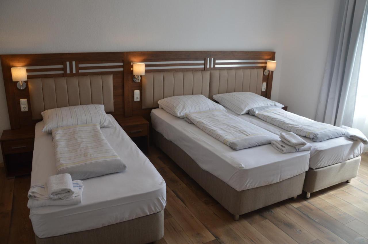 Hotel Colonia Ngoại thất bức ảnh