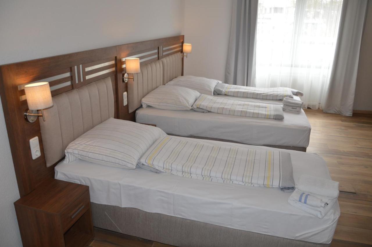 Hotel Colonia Ngoại thất bức ảnh