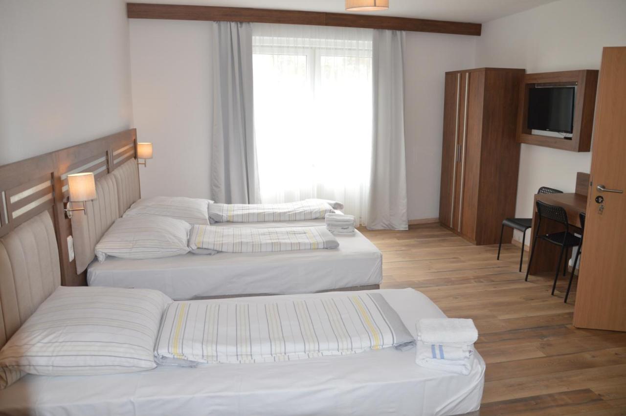 Hotel Colonia Ngoại thất bức ảnh